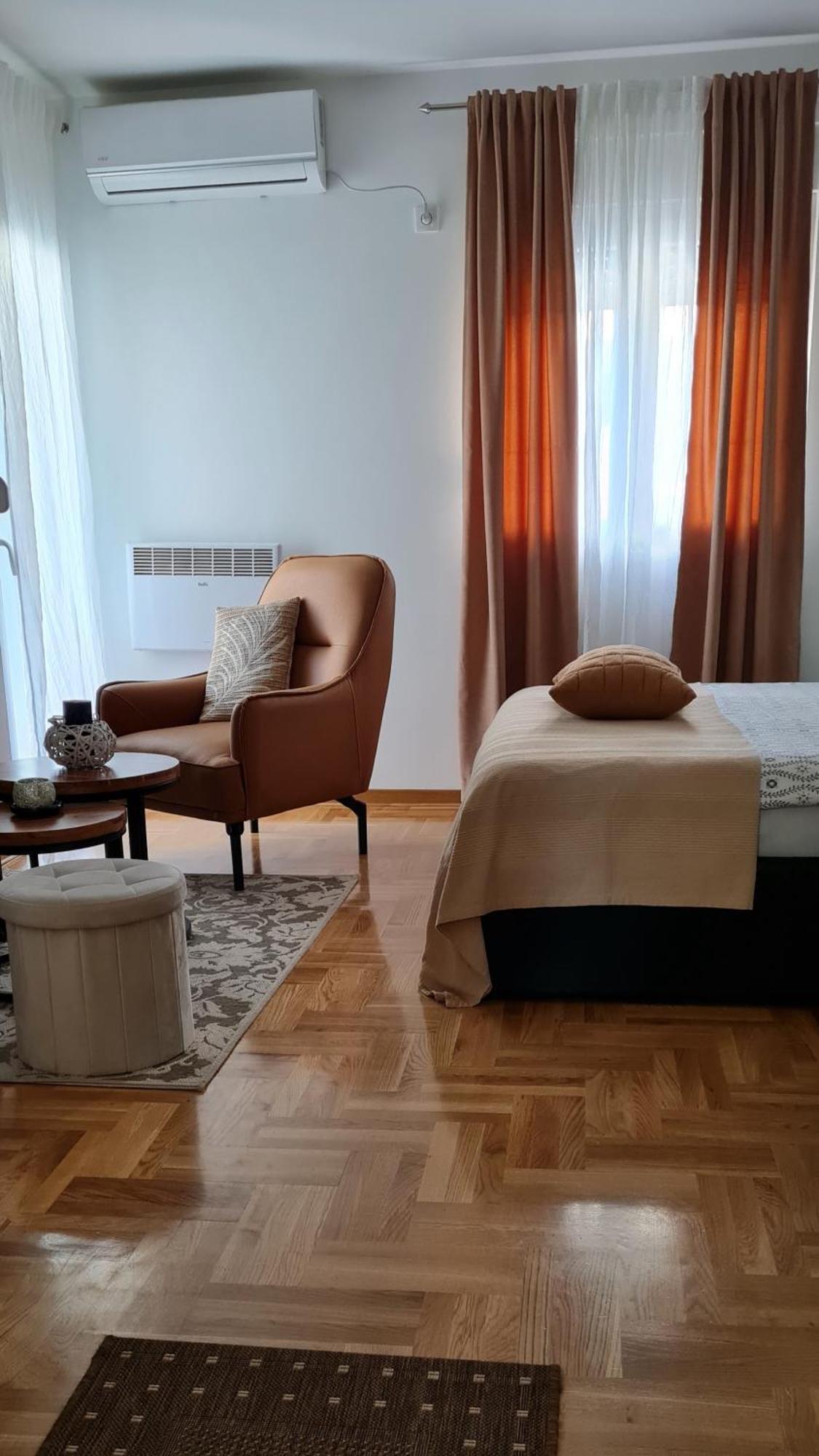 Apartman Tim Lux 1 Vrnjačka Banja Exterior foto
